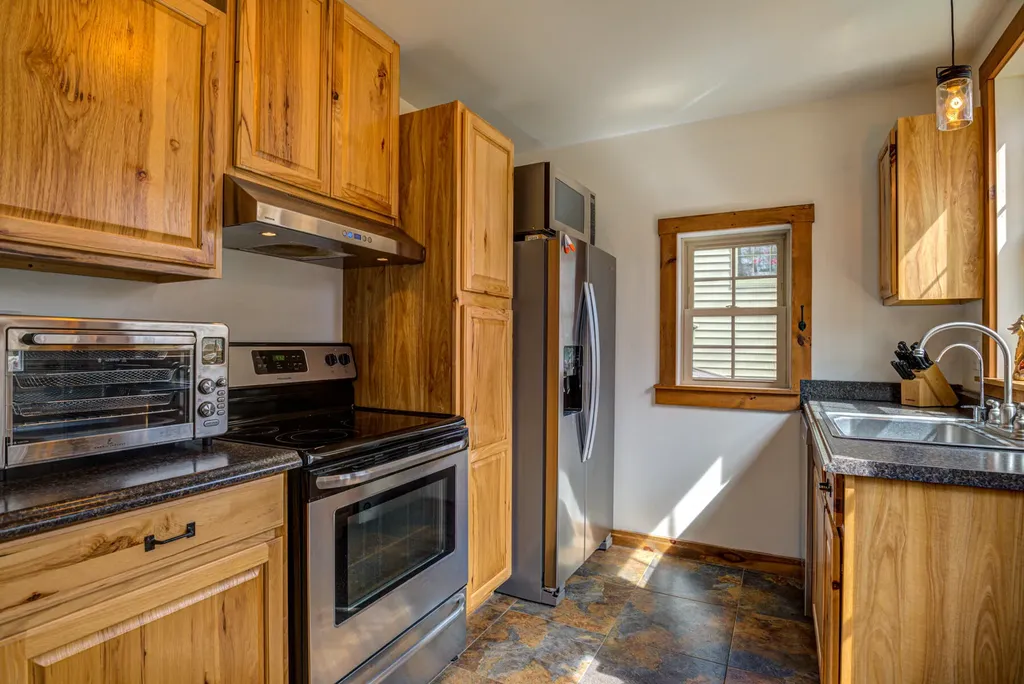 22 Hideaway Lane Falmouth ME 04105