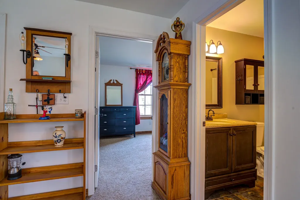 22 Hideaway Lane Falmouth ME 04105