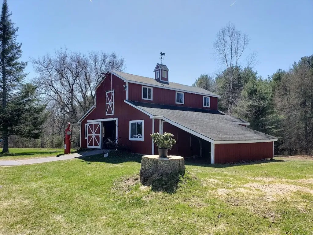 88 Hovey Road Milo ME 04463