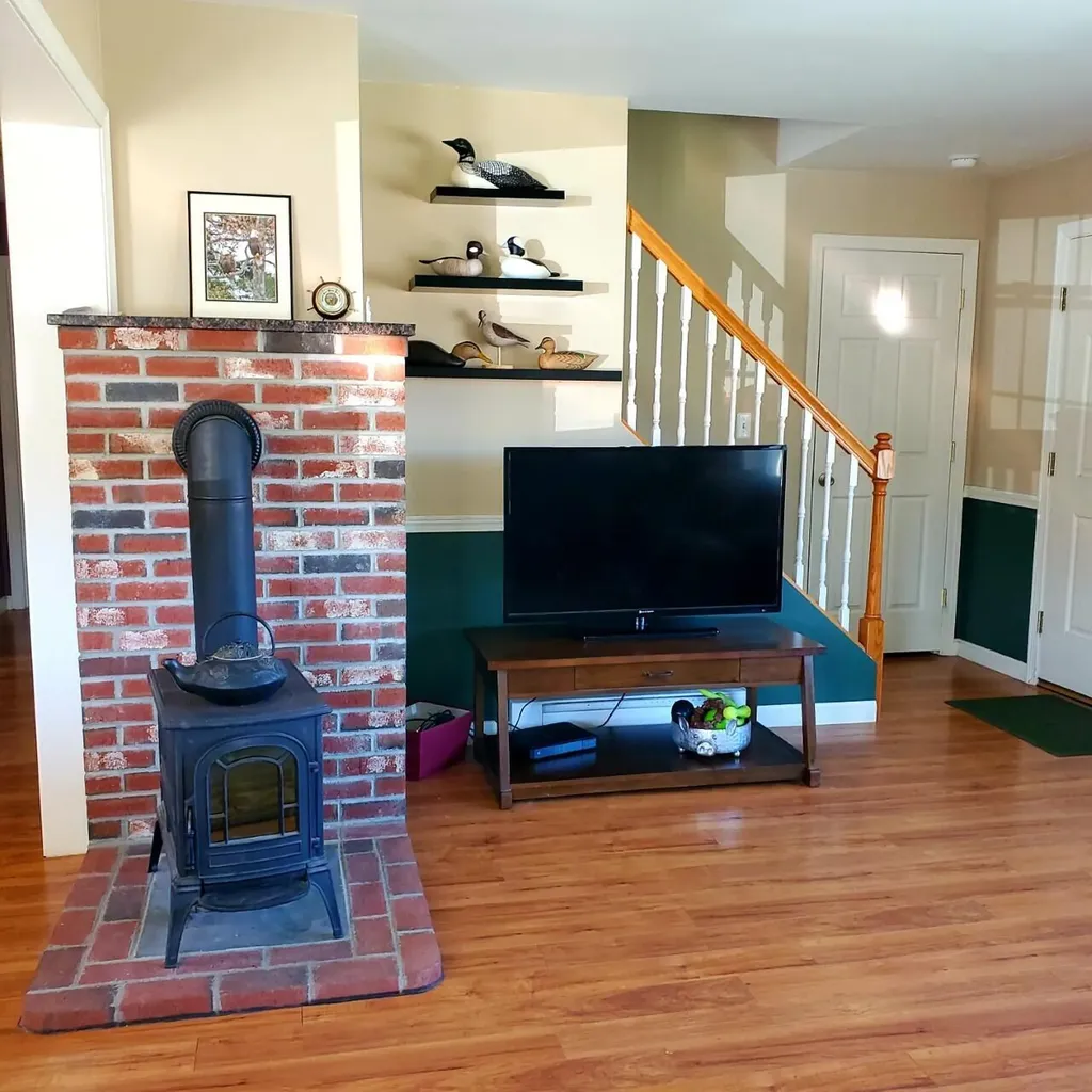 33 Beaver Pond Road Swanville ME 04915