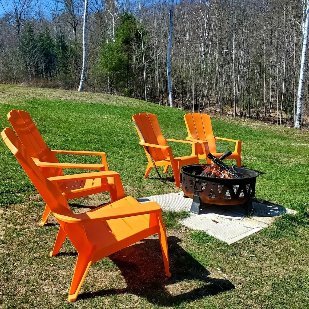 33 Beaver Pond Road Swanville ME 04915