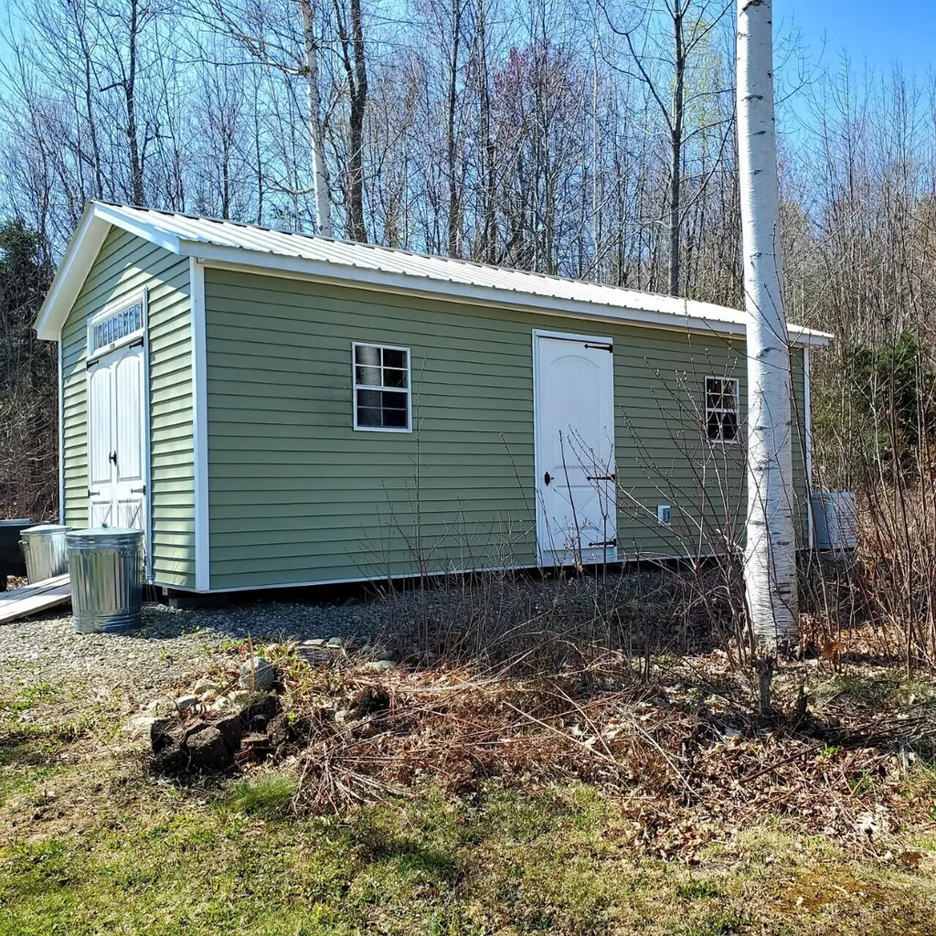 33 Beaver Pond Road Swanville ME 04915