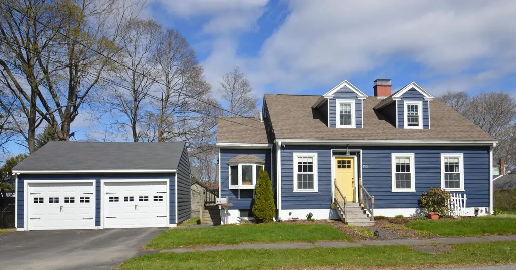 153 Norfolk Street Bangor ME 04401