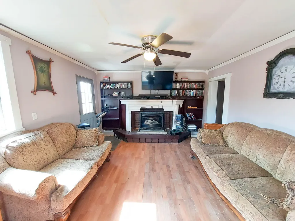 802 Main Street Bowdoin ME 04287