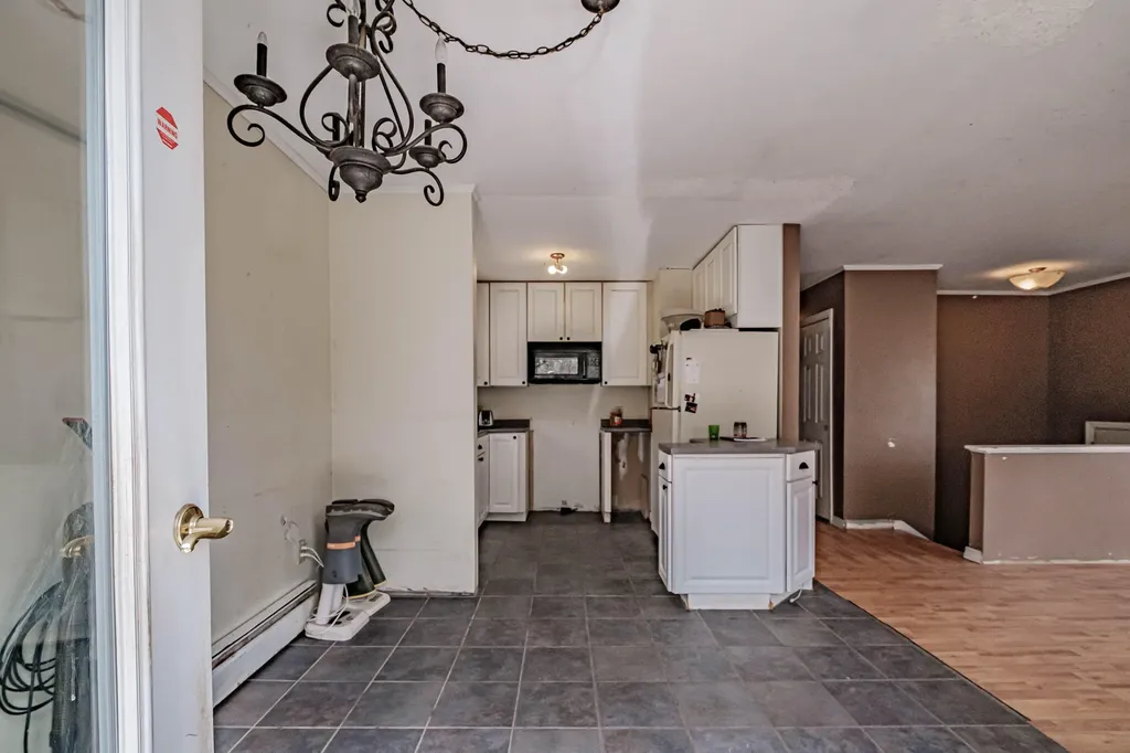 33 Back River Lane Friendship ME 04547