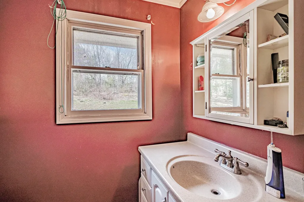 33 Back River Lane Friendship ME 04547