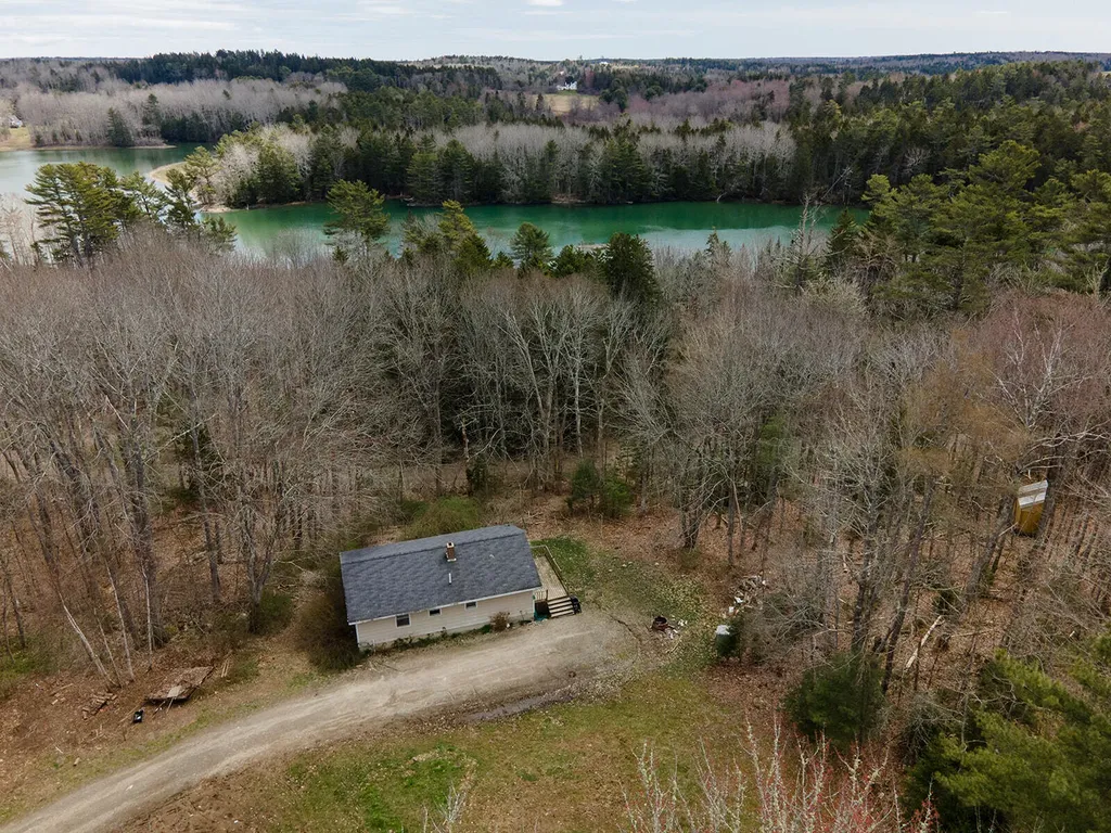 33 Back River Lane Friendship ME 04547