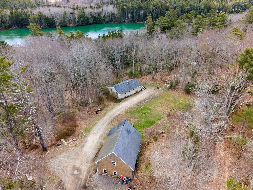 33 Back River Lane Friendship ME 04547