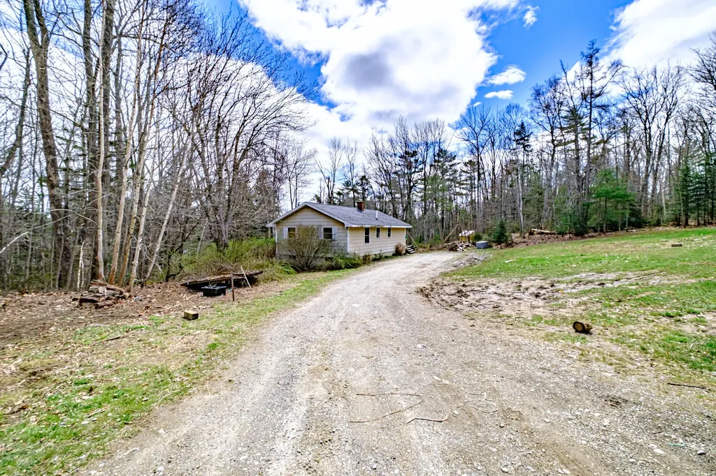 33 Back River Lane Friendship ME 04547