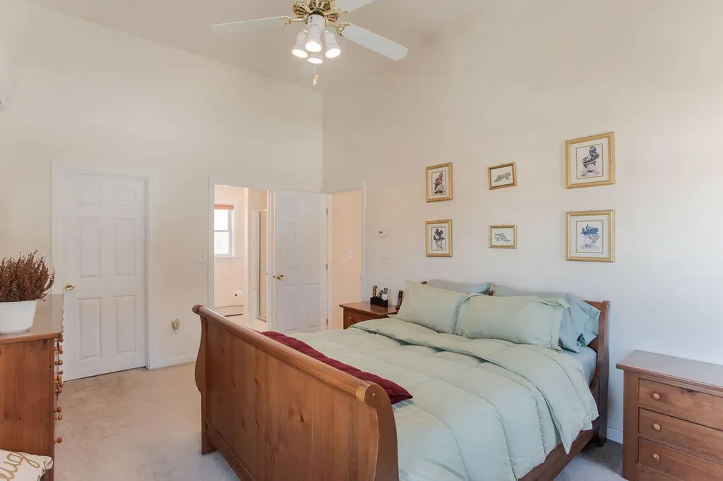 18 Greenacre Drive York ME 03909