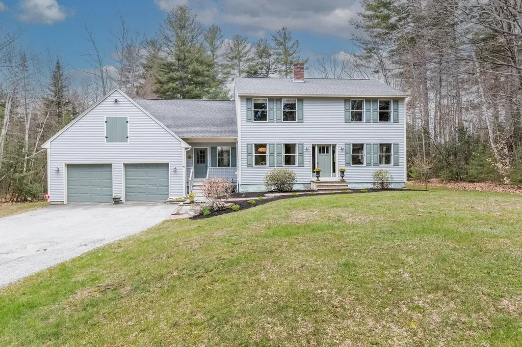 45 Colonial Drive Durham ME 04222
