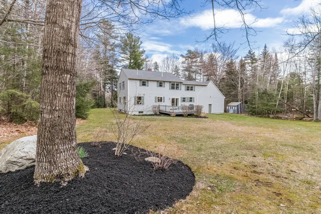 45 Colonial Drive Durham ME 04222