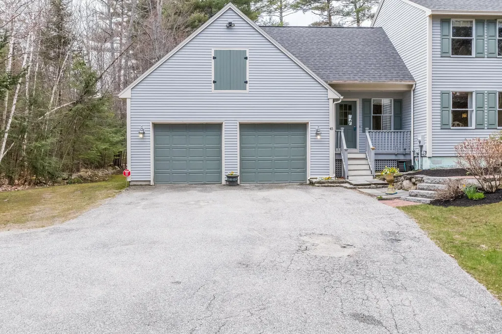 45 Colonial Drive Durham ME 04222