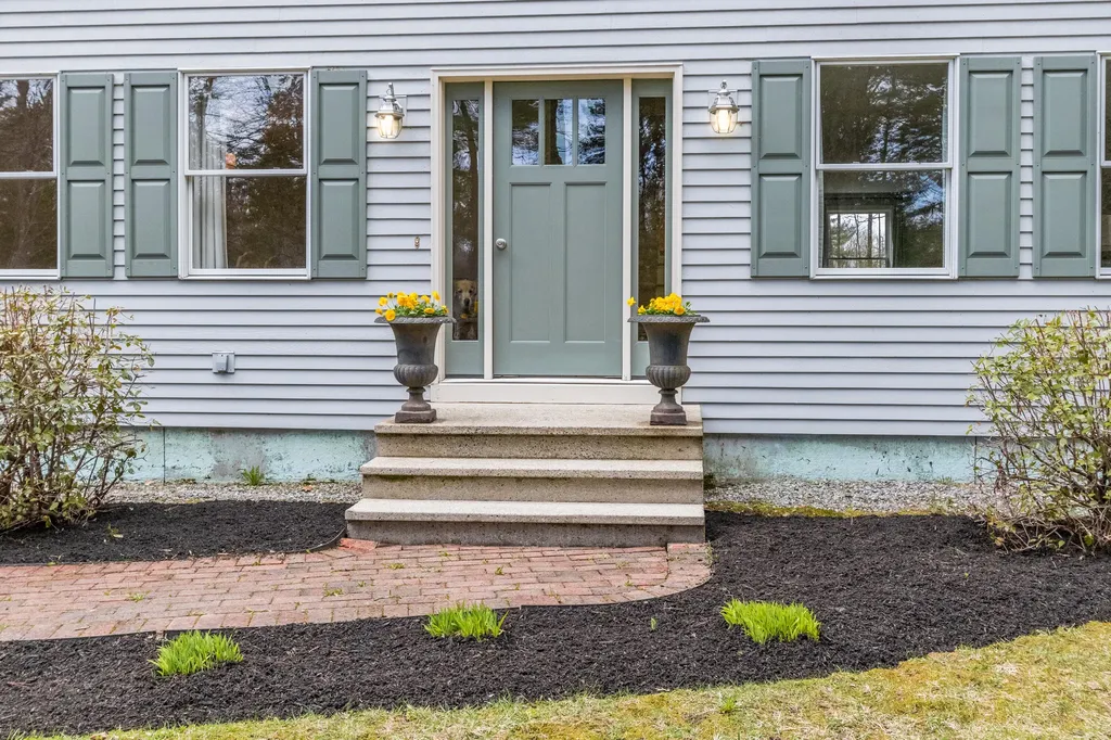 45 Colonial Drive Durham ME 04222