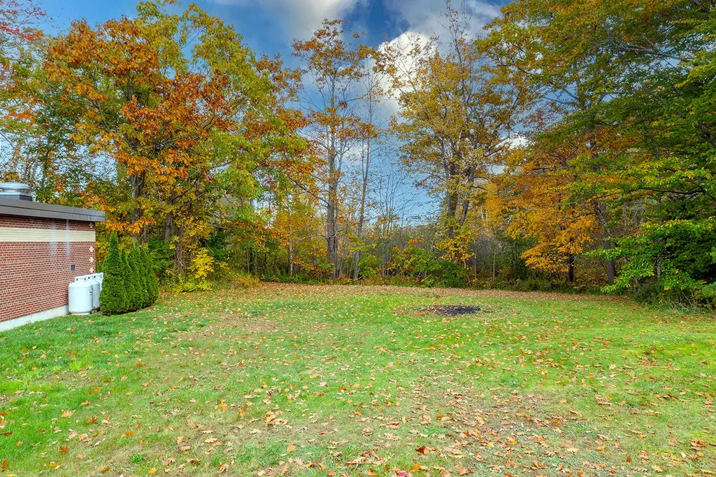 00 Rawson Avenue Camden ME 04843