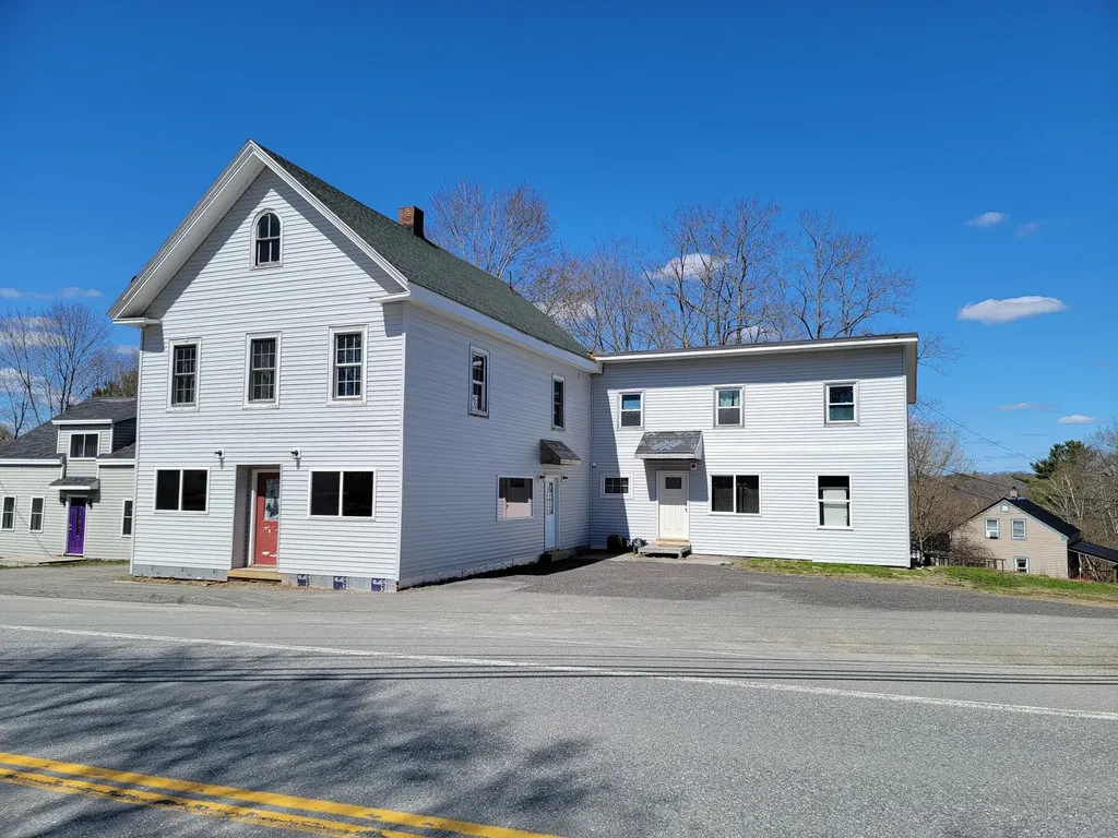 679 River Road Orrington ME 04474