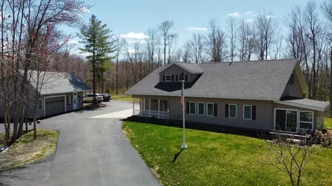 163 Grove Street Newport ME 04953