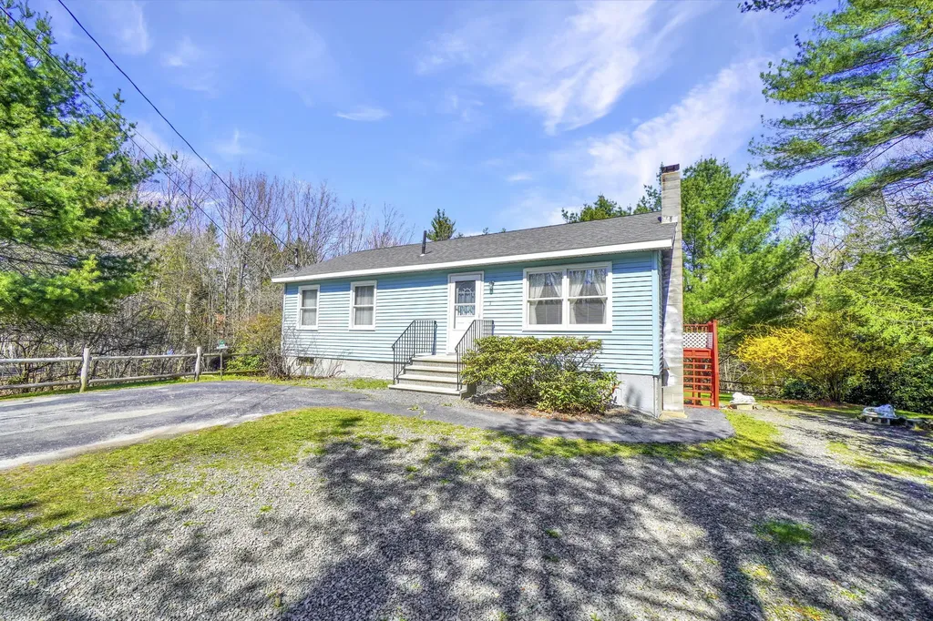 668 Spring Street Westbrook ME 04092