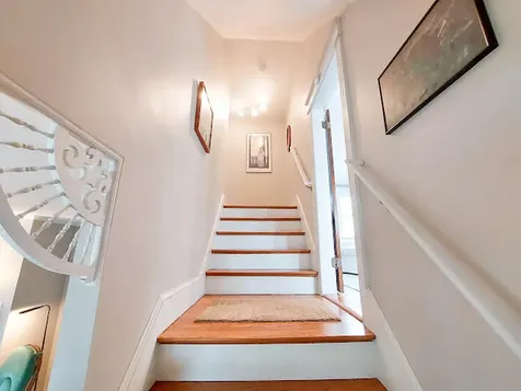 23 Chamberlain Avenue Portland ME 04101