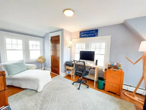 23 Chamberlain Avenue Portland ME 04101