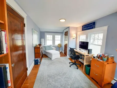 23 Chamberlain Avenue Portland ME 04101