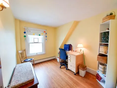 23 Chamberlain Avenue Portland ME 04101