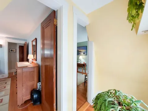 23 Chamberlain Avenue Portland ME 04101
