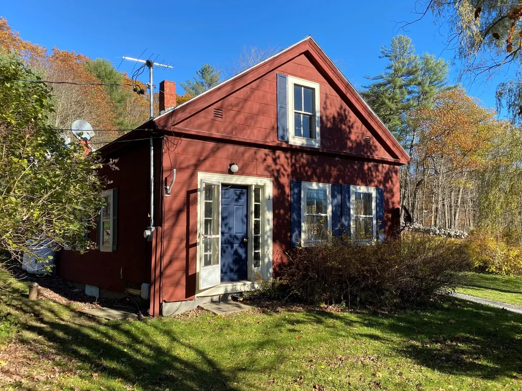 2 Howes Corner Road Turner ME 04282