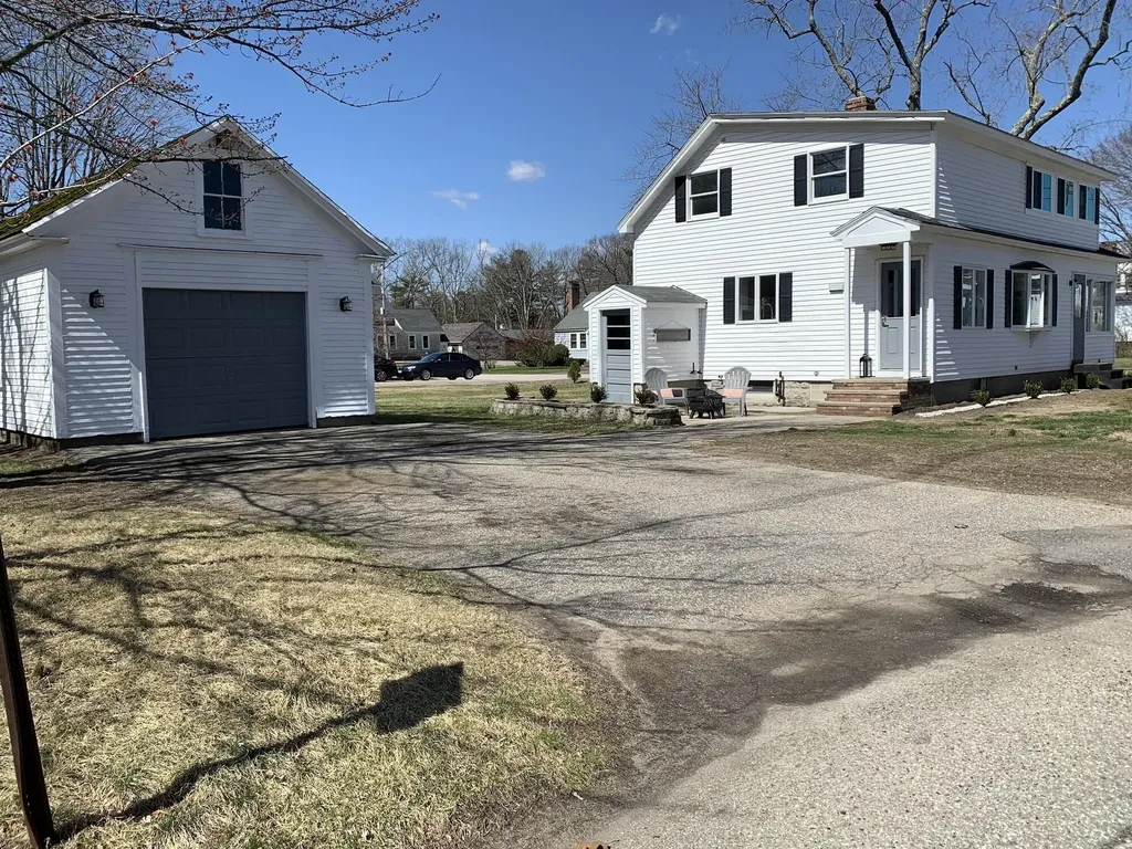 6 Berwick Road Sanford ME 04073