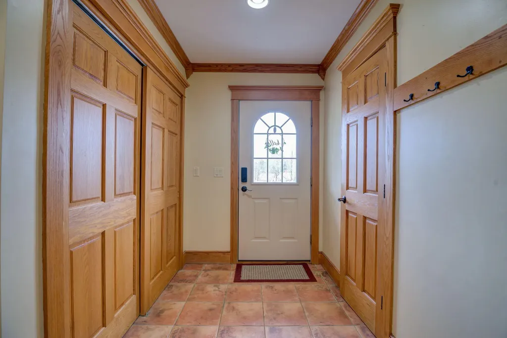 60 Vista Drive Auburn ME 04210
