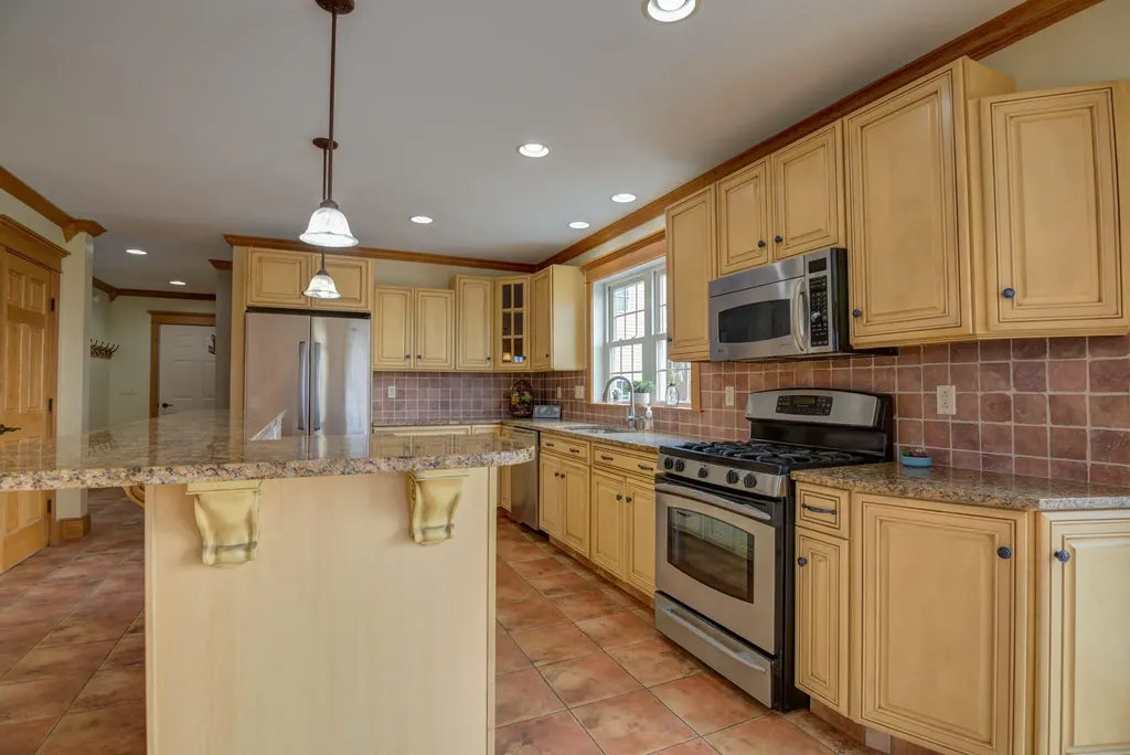 60 Vista Drive Auburn ME 04210