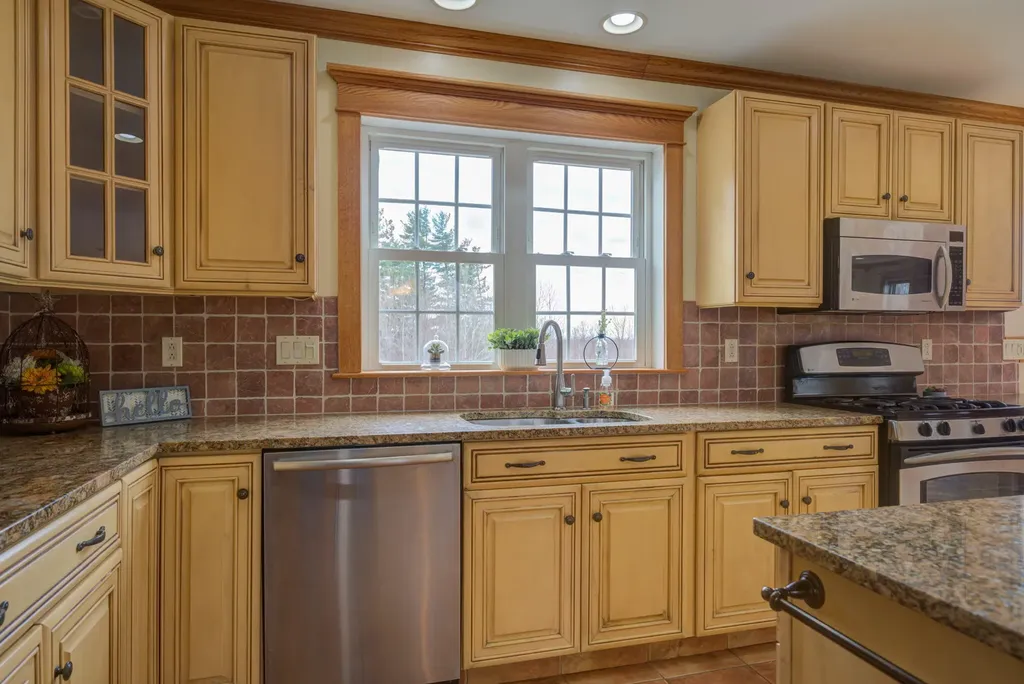 60 Vista Drive Auburn ME 04210