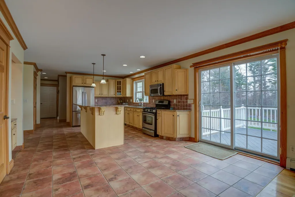 60 Vista Drive Auburn ME 04210