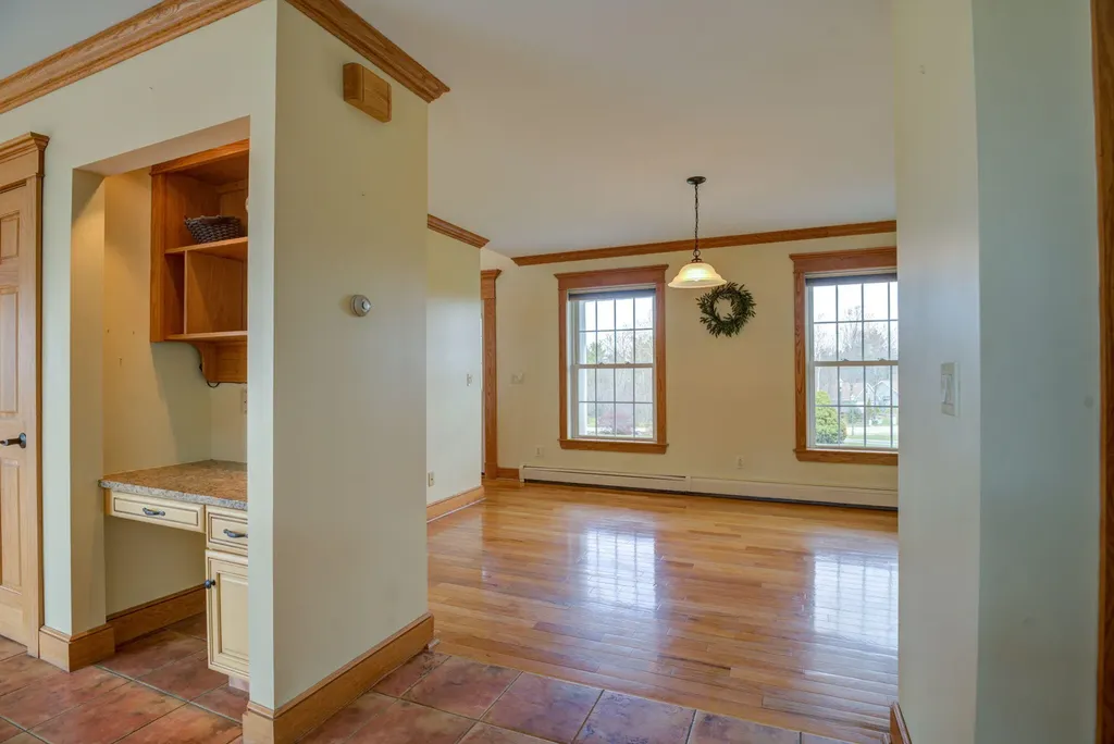 60 Vista Drive Auburn ME 04210