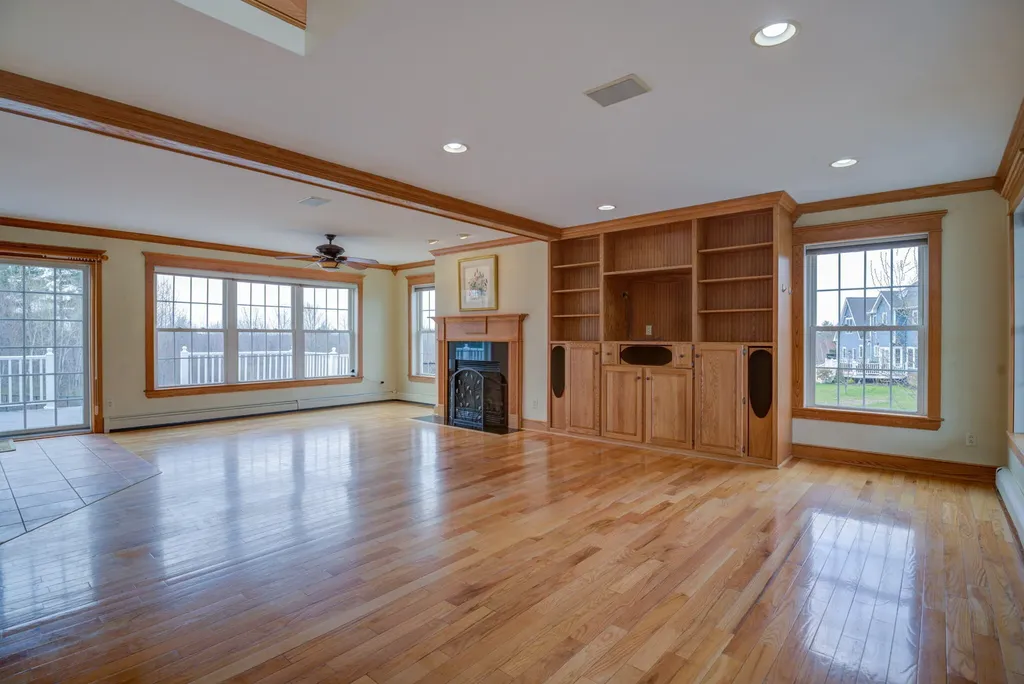 60 Vista Drive Auburn ME 04210