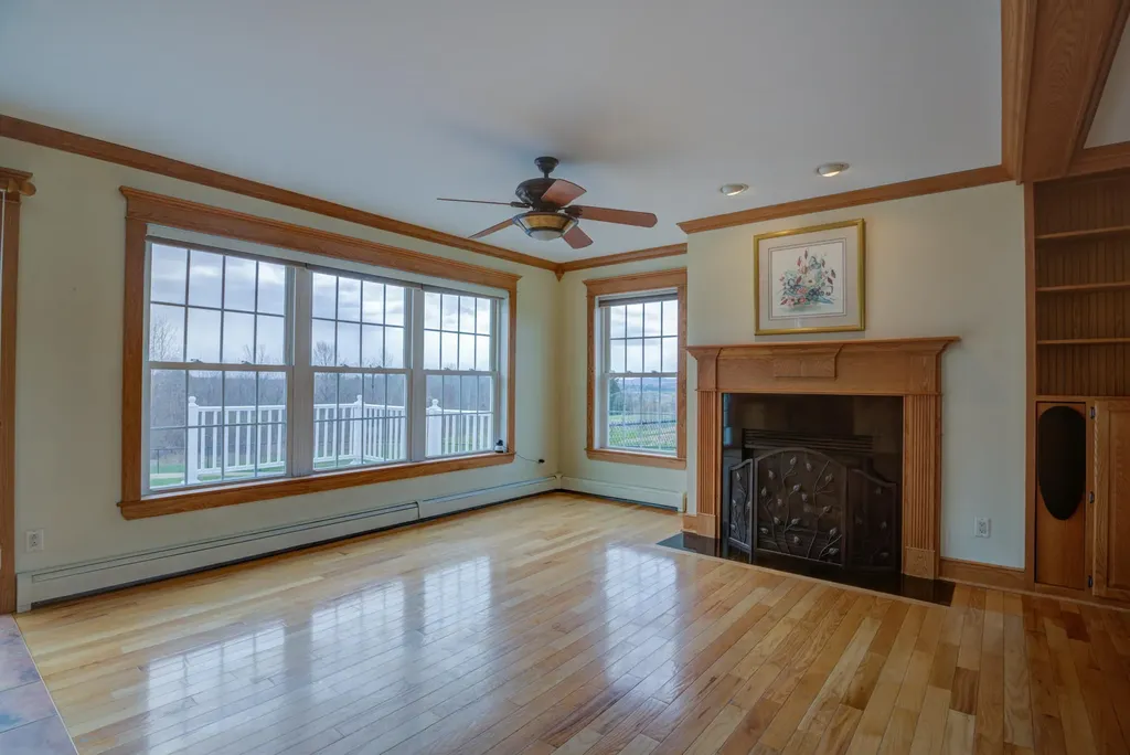 60 Vista Drive Auburn ME 04210
