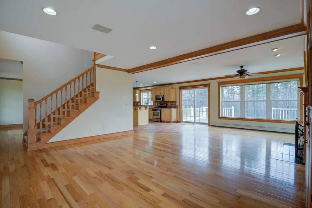 60 Vista Drive Auburn ME 04210