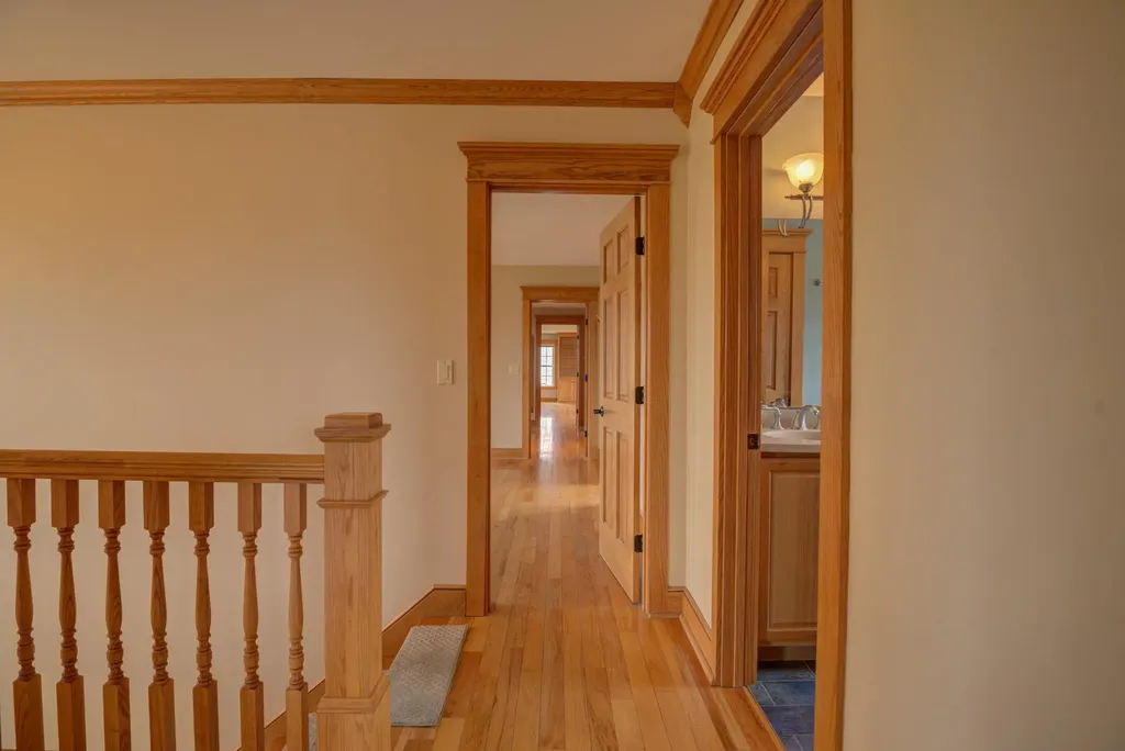 60 Vista Drive Auburn ME 04210