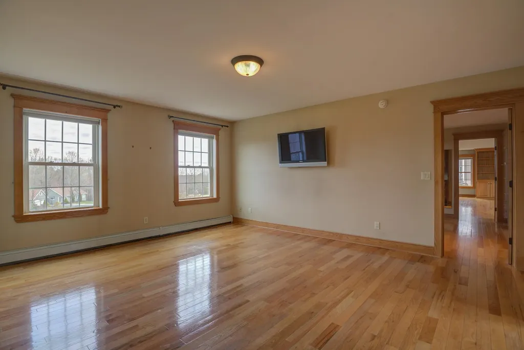 60 Vista Drive Auburn ME 04210