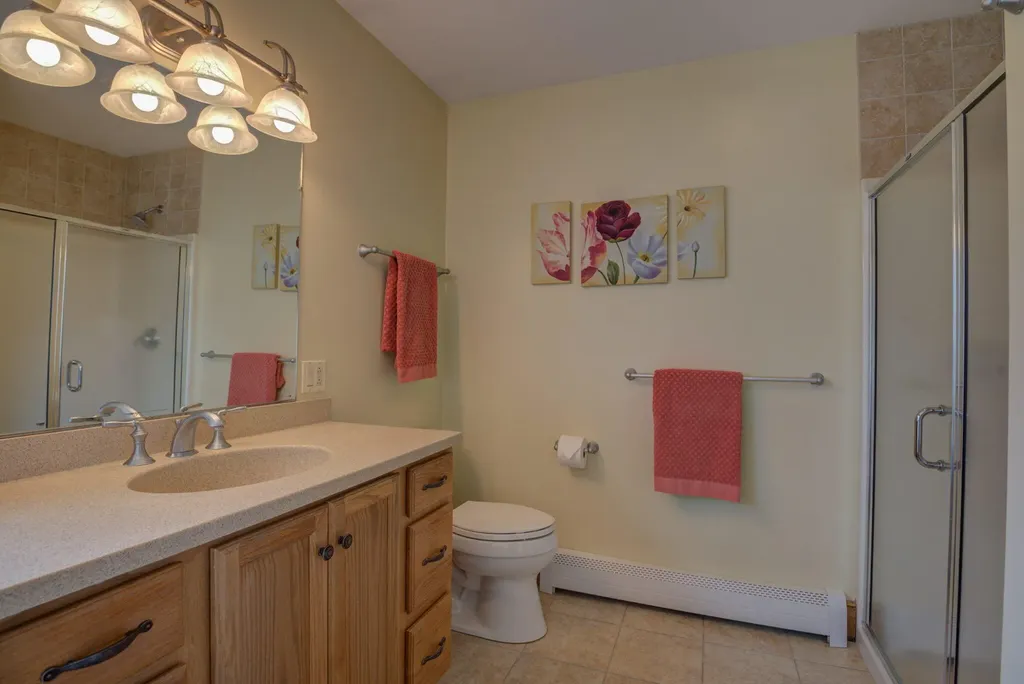 60 Vista Drive Auburn ME 04210