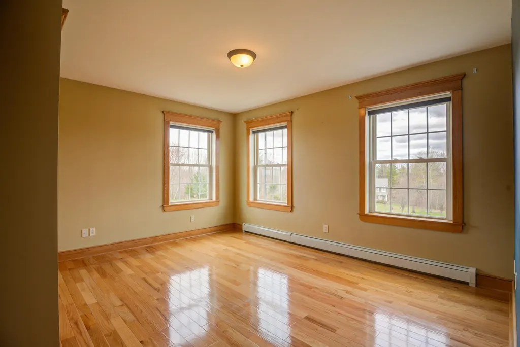 60 Vista Drive Auburn ME 04210