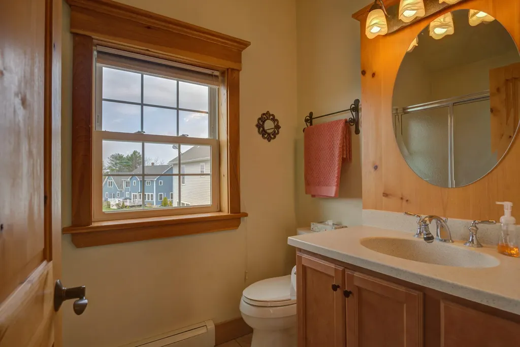 60 Vista Drive Auburn ME 04210
