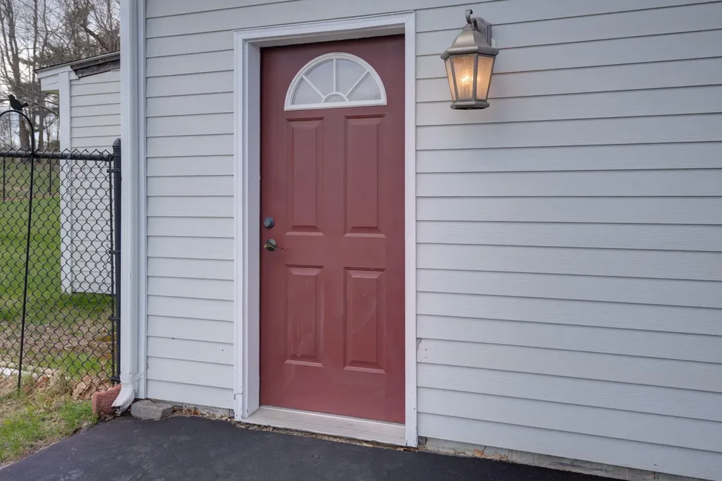 60 Vista Drive Auburn ME 04210