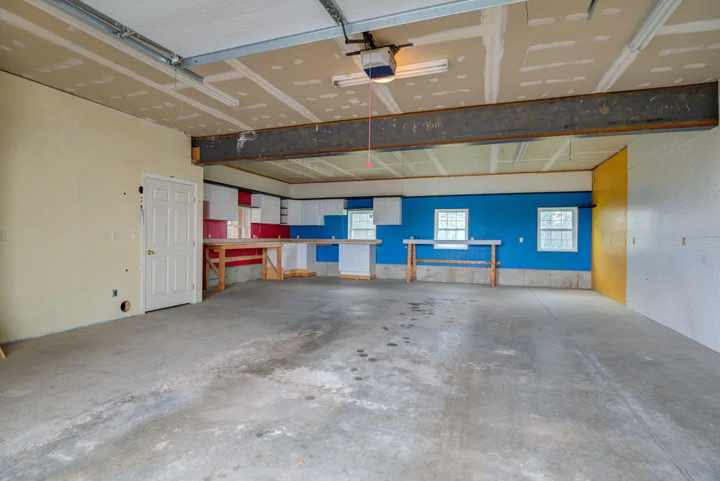 60 Vista Drive Auburn ME 04210