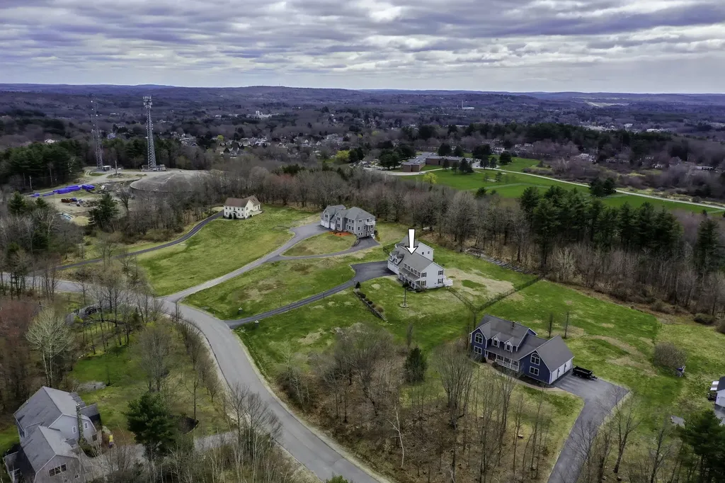 60 Vista Drive Auburn ME 04210