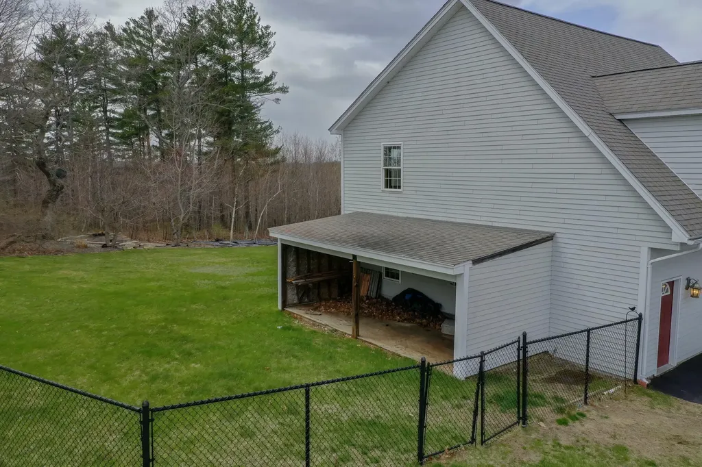 60 Vista Drive Auburn ME 04210