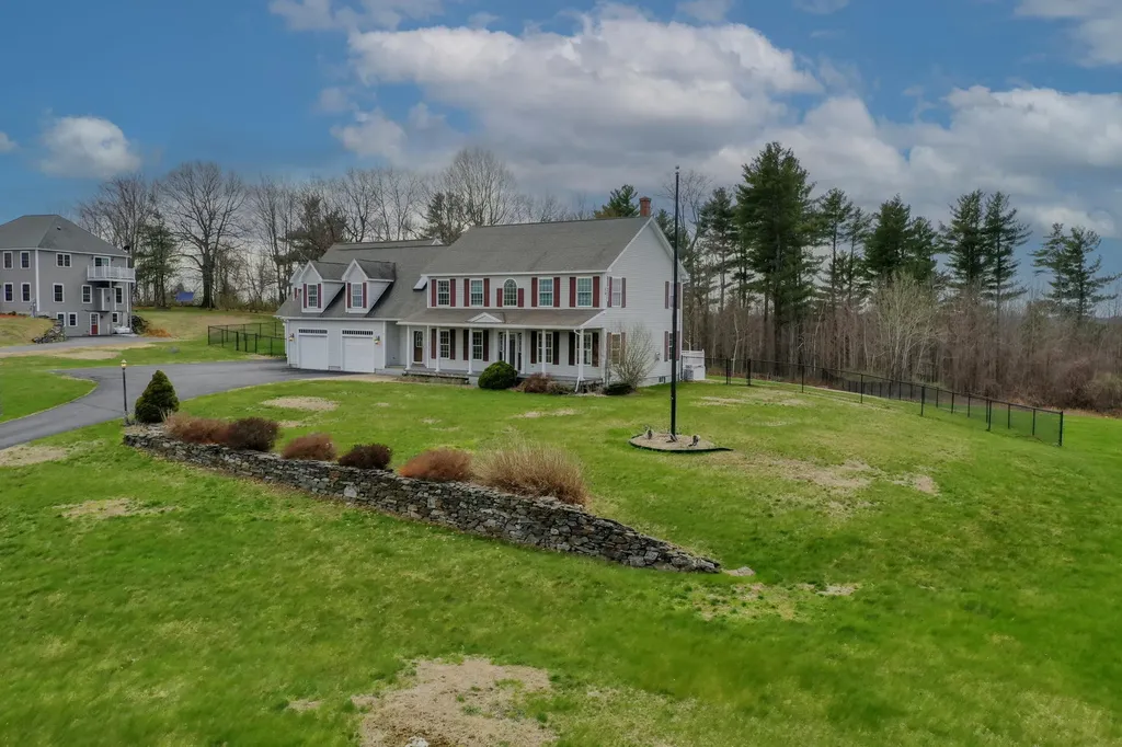 60 Vista Drive Auburn ME 04210