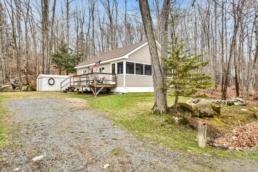 728 Great Moose Drive Hartland ME 04943