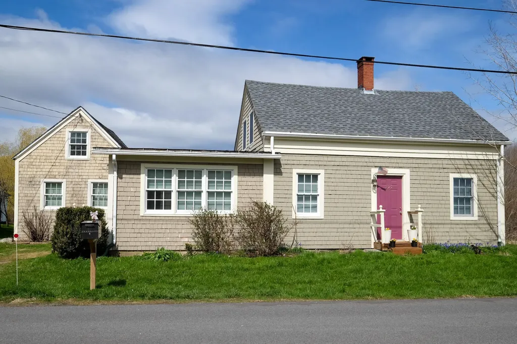 299 Talbot Avenue Rockland ME 04841