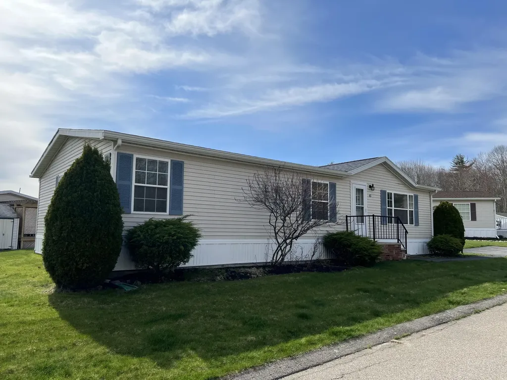 43 Brookside Circle Ogunquit ME 03907